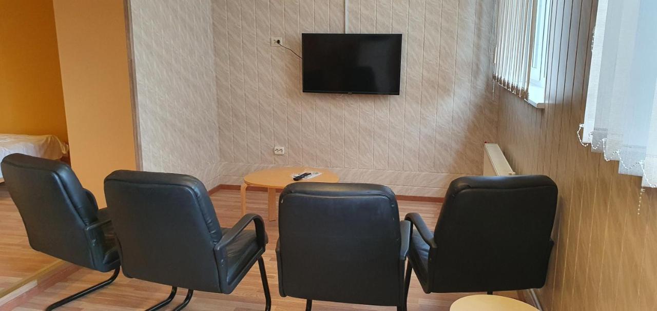 Maenniku Jk Hostel Ταλίν Εξωτερικό φωτογραφία